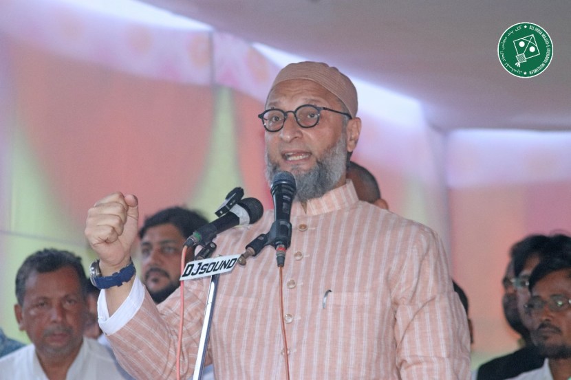 asaduddin owaisi vs madhavi latha hyderabad constituency