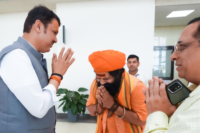 Devendra fadnavis at Ayodhya Ram Mandir