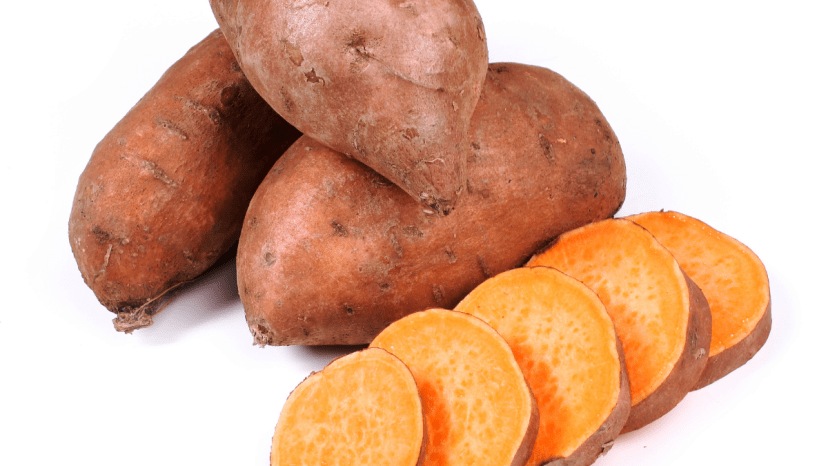 Whats common between sweet potatoes papaya oranges and carrots a colour that makes them superfoods