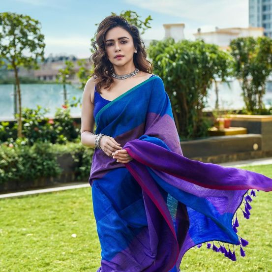 Amruta Khanvilkar Blue Saree