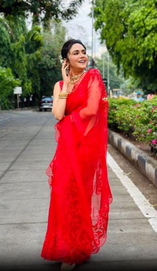 Amruta Khanvilkar Red Saree