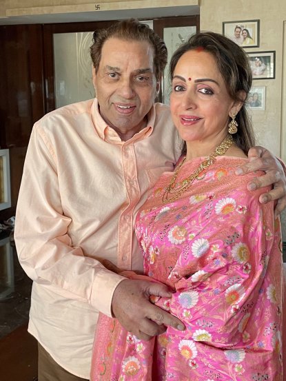 Dharmendra Hema Malini Wedding Anniversary