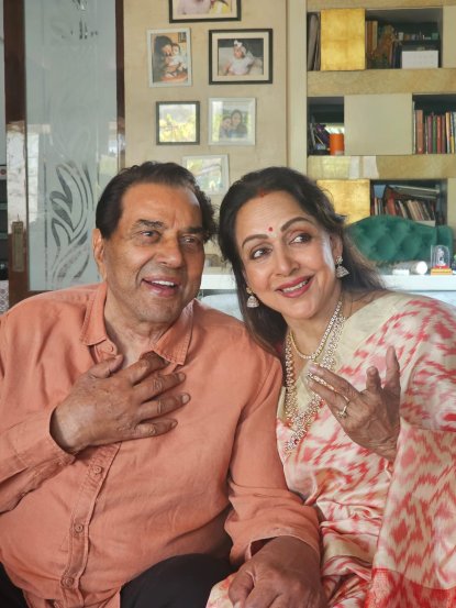 Dharmendra Hema Malini Wedding Anniversary