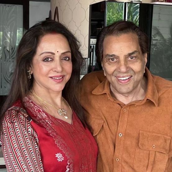 Dharmendra Hema Malini Wedding Anniversary