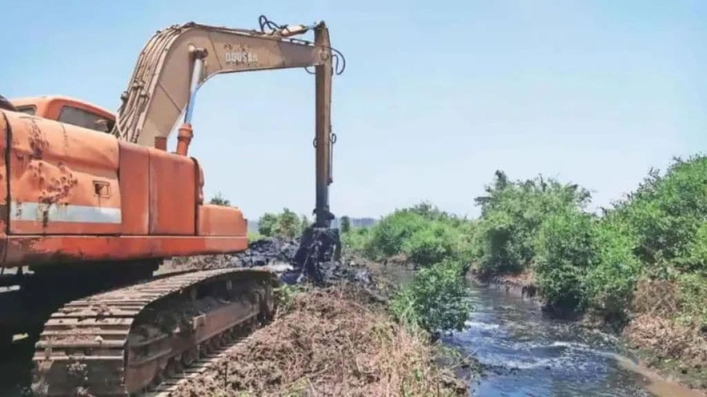 Drain cleaning of Pimpri Chinchwad Municipal Corporation incomplete How much drainage was done