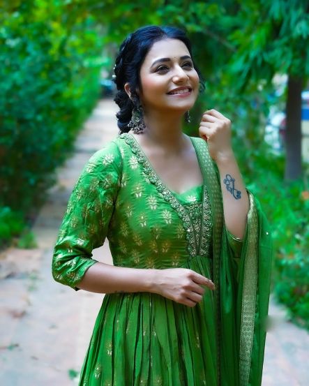 Jui Gadkari Green Anarkali Dress