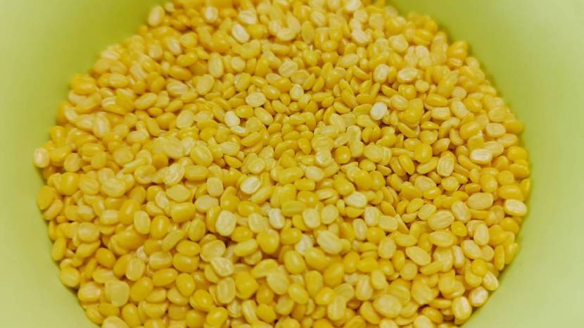 Here is what a 100 gram serving of moong dal contains Can people with diabetes benefit from it read what expert said 