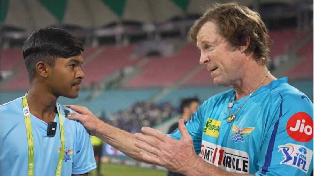 Jonty Rhodes Interviews Ball boy after his stunning catch in LSG vs KKR