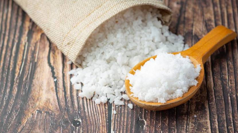 reducing salt in your diet is good for your health but too little salt might be harmful read what expert said and follow tips 