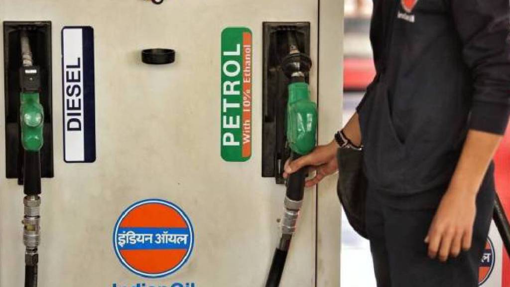 Petrol Diesel Fresh Prices In Maharashtra Announced Today Check Or Read Fuel rates in Mumbai and other key cities