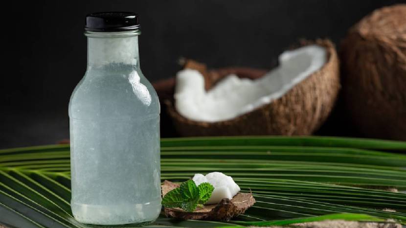Can diabetics consume Or Is it beneficial for pregnant women Read Various Health benefits of coconut water