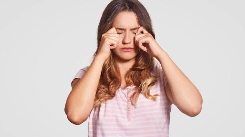 staring at our screens for extended periods expert says a quick blinking exercise to tackle dry eyes Beneficial for you