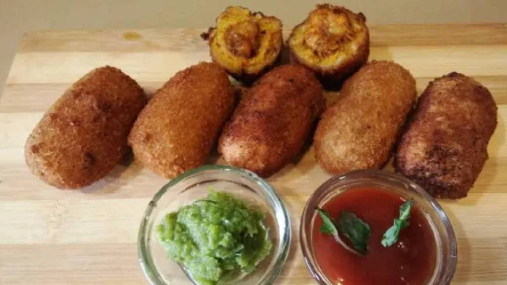 bombil rolls stuffed with kolambi recipe in marathi