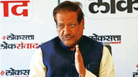 difficult for bjp to get majority ex cm prithviraj chavan