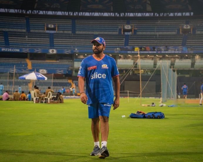 ipl 2024 rohit sharma announces leaves Mumbai indians rohit sharma photos post increase the heartbeat of fans