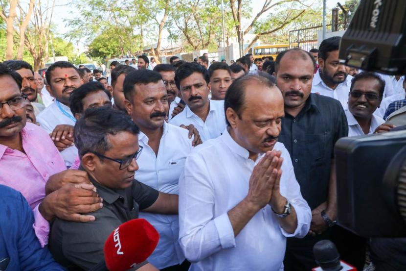 Baramati voting photos