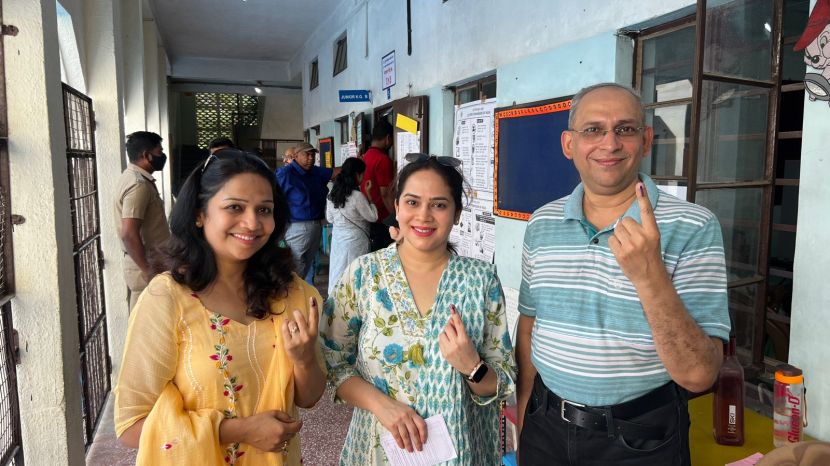 Marathi artist cast there votes