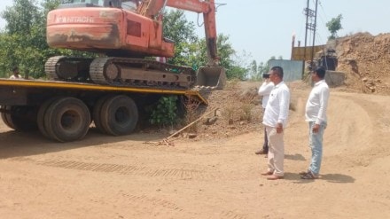 Dhule district illegal mining marathi news