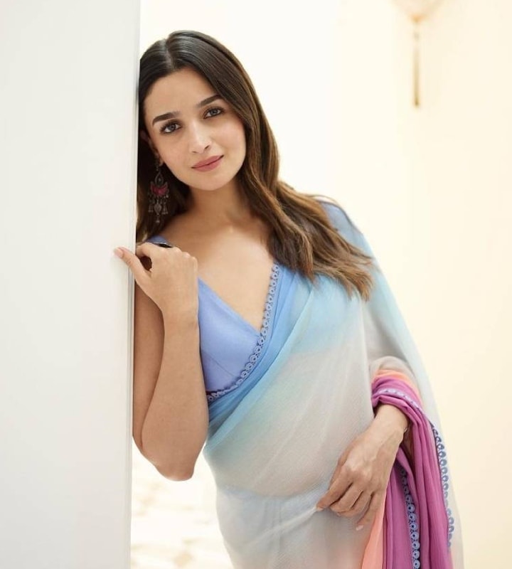 Alia Bhatt took to method dressing once more when she was promoting her movie Rocky Aur Rani Kii Prem Kahaani. She wore a beautiful variety of Manish Malhotra sarees. Rani, her character, is a leading news reporter who wore similar sarees to work. Both her looks from promotions and the movie won many hearts. (Photo: Instagram/@aliaabhatt)