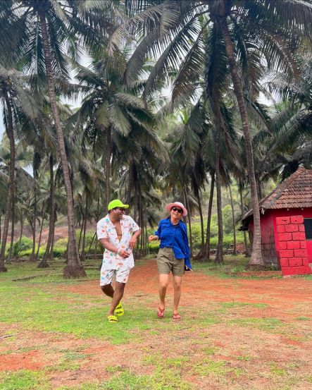 kushal badrike and his wife visited kokan