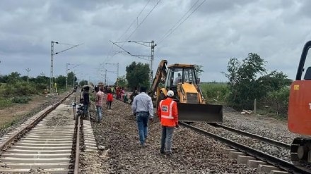 Konkan Railway, railway block, konkan railway block, Maintenance Blocks, Konkan Railway Maintenance Blocks, Delay Mumbai Goa Train, konkan train, Mumbai Goa Train Services, 10 may block konkan railway, konkan railway news, marathi news, central railway news,