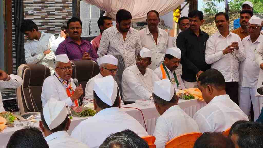 nashik, Narhari zirwal, dindori lok sabha seat, Narhari zirwal Presence in sharad pawar ncp campaign meeting, mahayuti, ajit pawar ncp, marathi news, dindori news, politics news, nashik news ,