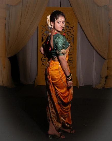 sharayu-sonawane-wedding-look-paaru