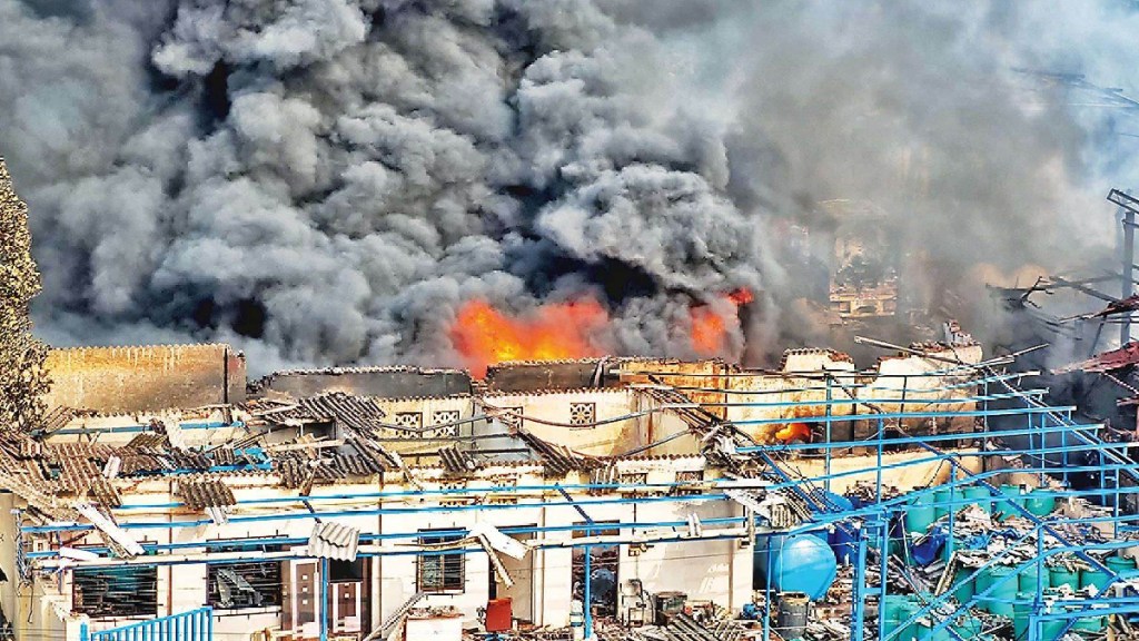 Explosion in chemical company dombivli