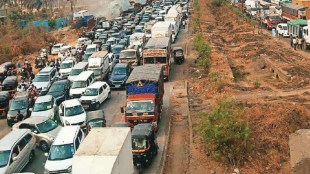 traffic congestion on mumbai ahmedabad national highway