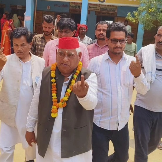 Who is Awadhesh Prasad, the winning candidate who defeated BJP in Ayodhya