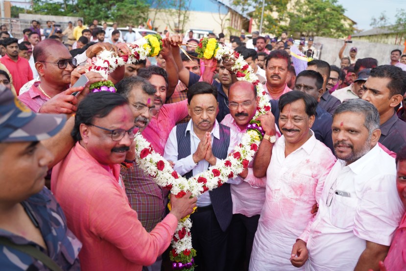 Narayan Rane Raj Thakre latest news