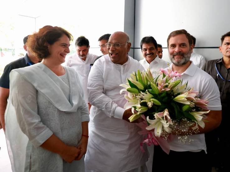 rahul gandhi, priyanka gandhi and mallikarjun kharge