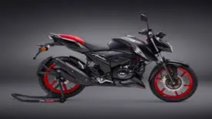 TVS Apache RTR 1604V या स्पेशल ब्लॅक एडिशन मॉडेलमध्ये १५९.७ cc ऑइल-कूल्ड सिंगल सिलेंडर इंजिन आहे जे १७.३१bhp पॉवर आणि १४.७३Nm टॉर्क जनरेट करते.