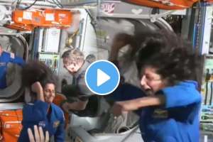 astronaut sunita williams dancing on her arrival at space station watch viral video