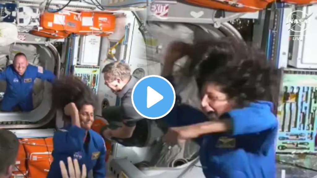 astronaut sunita williams dancing on her arrival at space station watch viral video