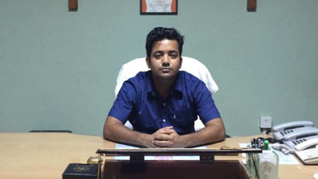 Cleared AIIMS at 16 became an IAS officer at 22 But left the job and founded Unacademy