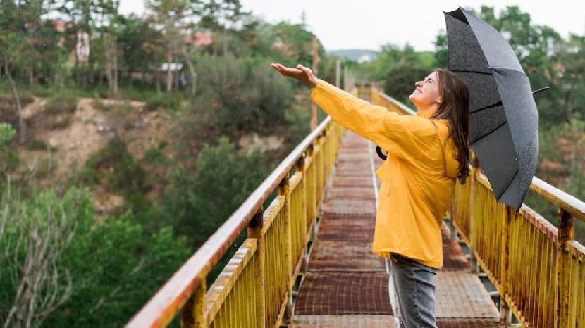 Monsoon hair care How To Take Care Of Your Hair During The Rainy Season five tips to protect your hair from the damage