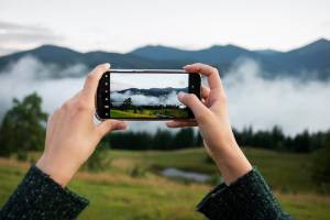 Your smartphone camera is amazing avoid damage and keep capturing those perfect shots Five common mistakes that you should avoid