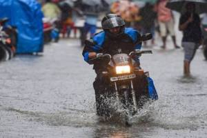 Car bike tyre safety tips for monsoon