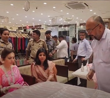 Nita Ambani bought saree from Varanasi For Anant Ambani Radhika Merchant Wedding