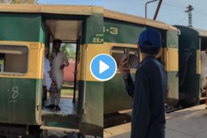 Pakistan railway station Video