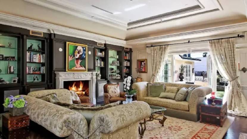 Shahrukh Khan Beverly Hills Mansion