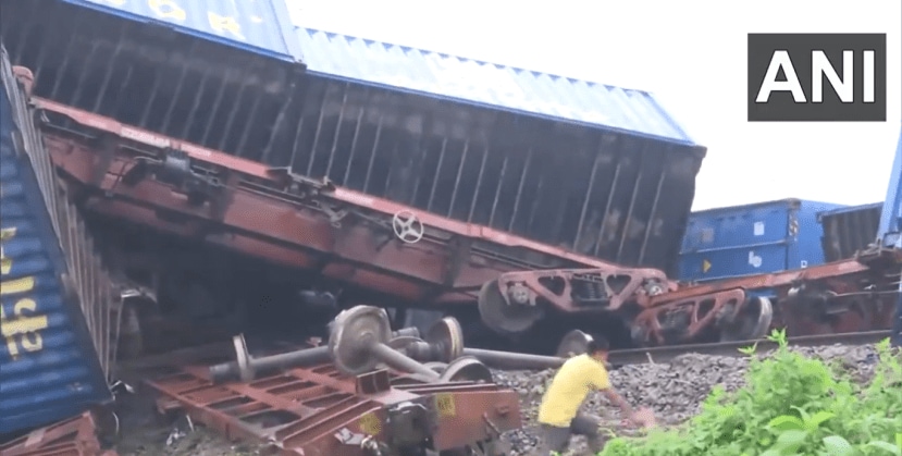 Kanchenjunga Express- Goods Train Accident West Bengal Updates in Marathi
