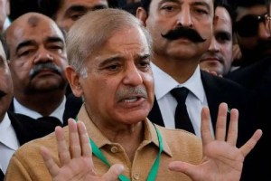 What did Pakistani Prime Minister Shahbaz Sharif achieve during his five day visit to China