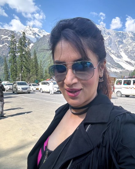 Smita Gondkar Manali Trip