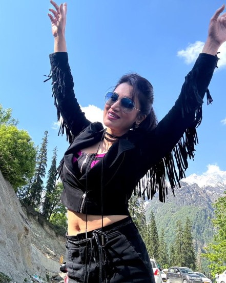 Smita Gondkar Manali Trip