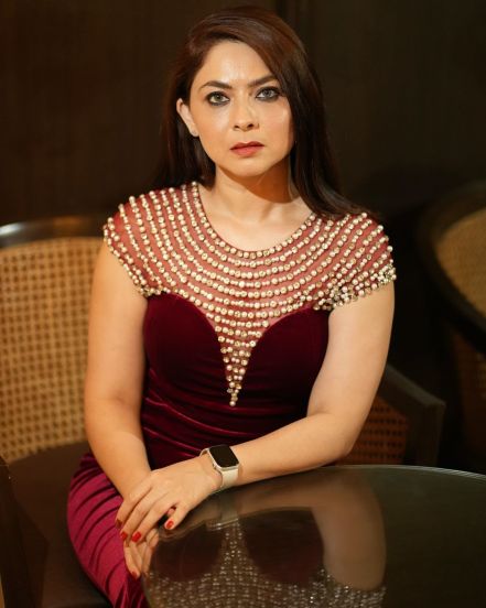 Marathi actress Sonalee Kulkarni was trolled for her weight