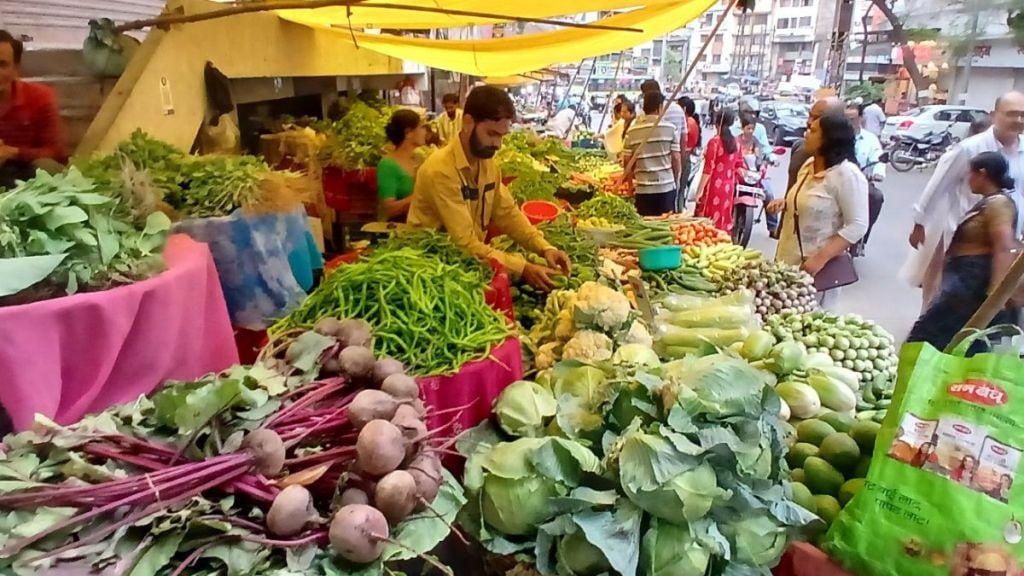 Vegetables become expensive as inflows drop supplies from Nashik to Mumbai is decrease