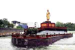 nagpur, Swami Vivekananda s Statue, Ambazari Lake, Swami Vivekananda s Statue Near Ambazari Lake, Controversy Surrounds Swami Vivekananda s Statue in Nagpur, Flood Concerns, demand of removal of Swami Vivekananda,