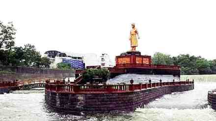 nagpur, Swami Vivekananda s Statue, Ambazari Lake, Swami Vivekananda s Statue Near Ambazari Lake, Controversy Surrounds Swami Vivekananda s Statue in Nagpur, Flood Concerns, demand of removal of Swami Vivekananda,